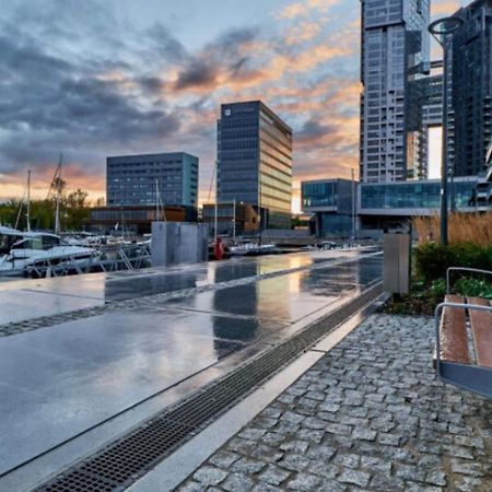 Sea Towers Apartament 27- Min 2 Noce Gdynia Exterior foto
